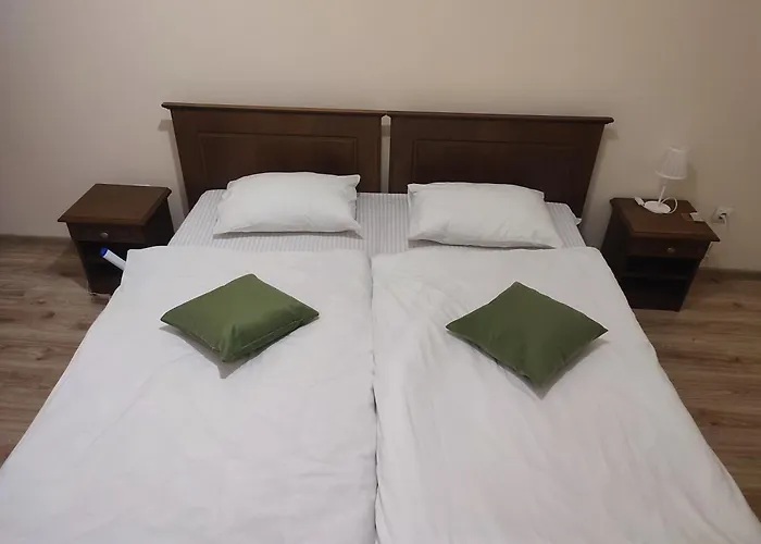 Apartman Doba - центр 2 кім 2 міс завжди тепла ! *